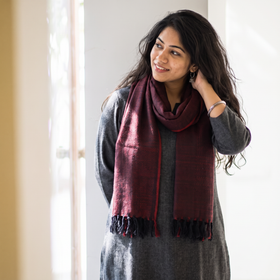 Maroon Kumaun Handwoven Pure Merino Wool Stole, worn by a woman, AI visual of the stole, iTokri
