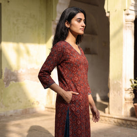 Maroon - Ajrakh Cotton Interlocking Floral Kurta, side view, hand in the pocket, AI visual