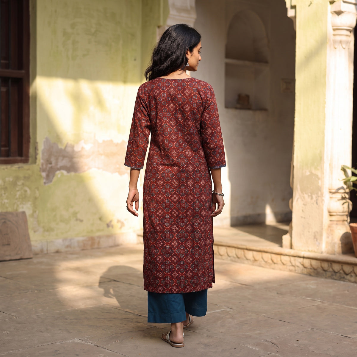 Maroon - Ajrakh Cotton Interlocking Floral Kurta, back, AI visual