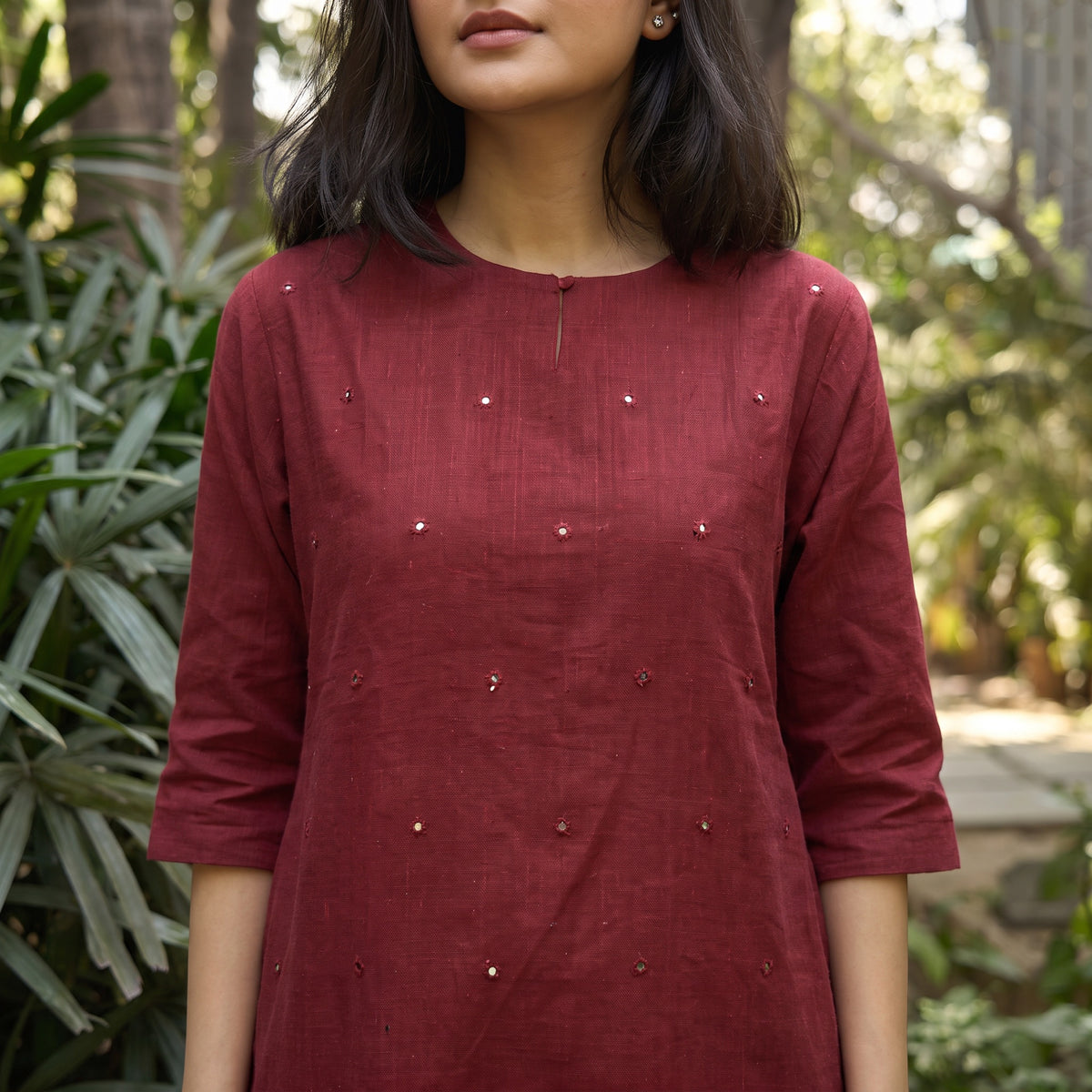 Maroon - Kala Cotton Scattered Mirrors Kurta, neckline close-up, AI visual