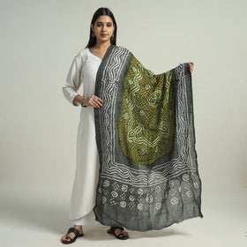 Buy Kutch Bandhani Tie-Dye Cotton Dupatta 19 Online at iTokri.com