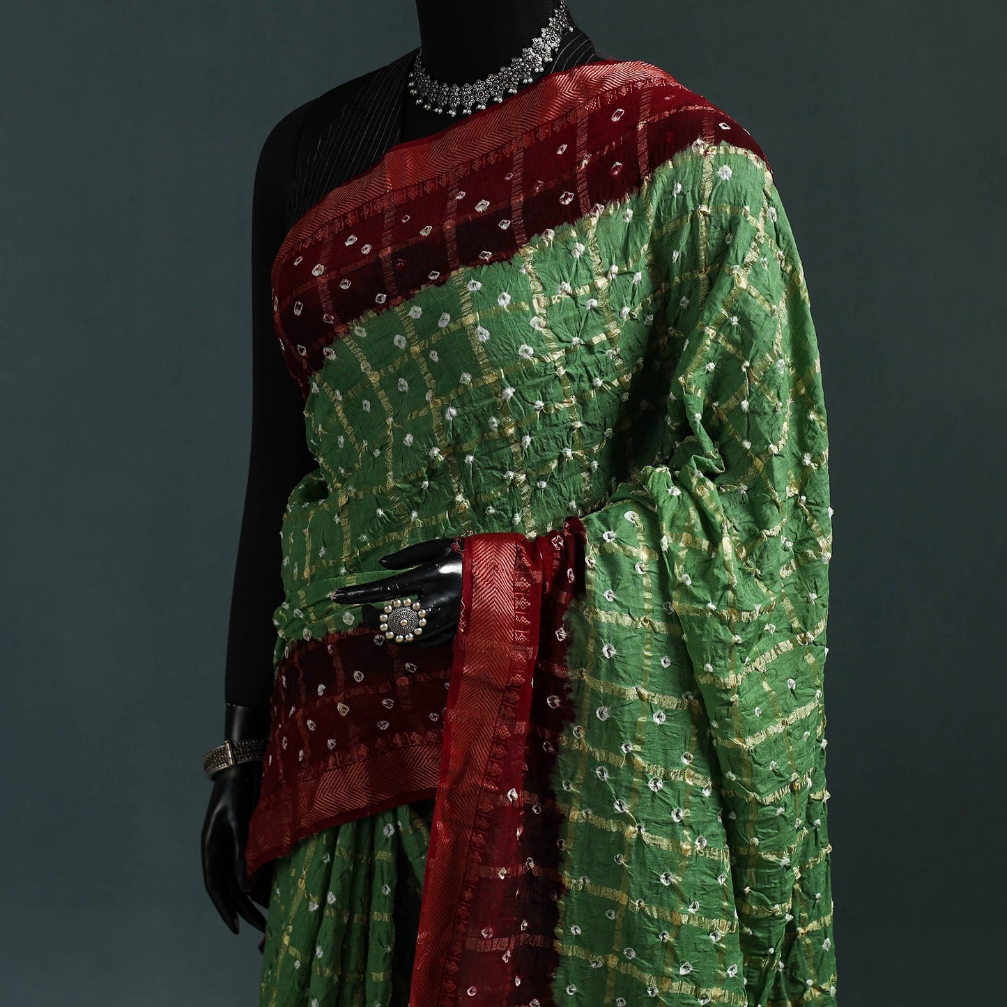 Kutch bandhani tie-dye cotton saree with blouse piece 18