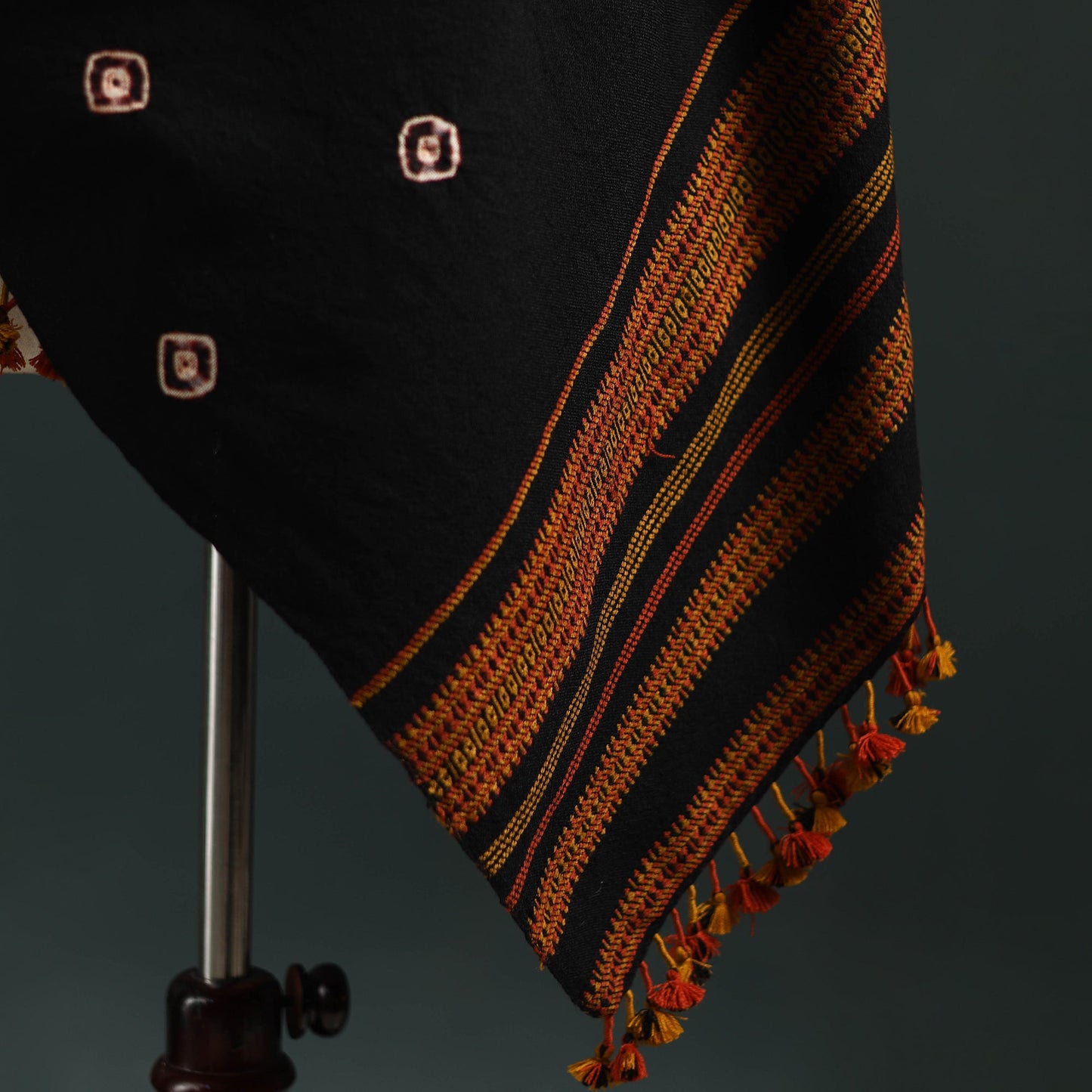 Kutch bandhani tie-dye handwoven merino wool shawl 28