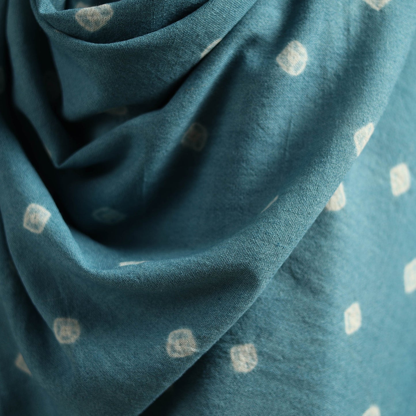 Kutch bandhani tie-dye handwoven merino wool shawl 31