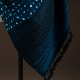 Kutch bhujodi handwoven merino wool bandhani tie-dye shawl