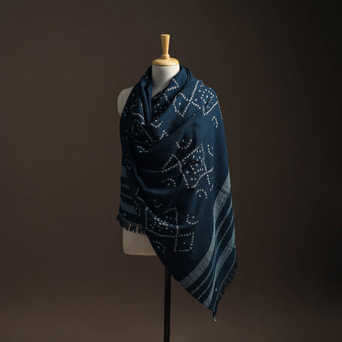 Kutch bhujodi handwoven merino wool bandhani tie-dye shawl