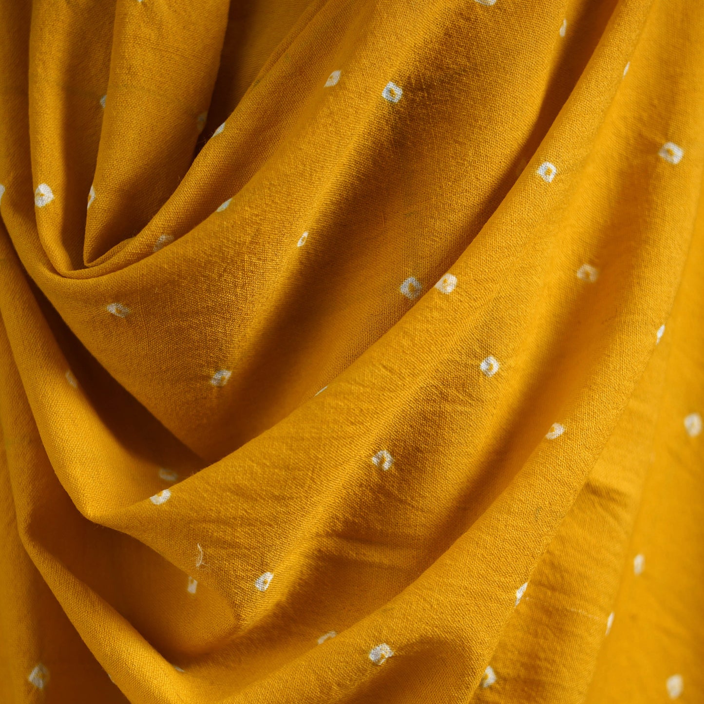 Kutch bhujodi handwoven merino wool bandhani tie-dye shawl