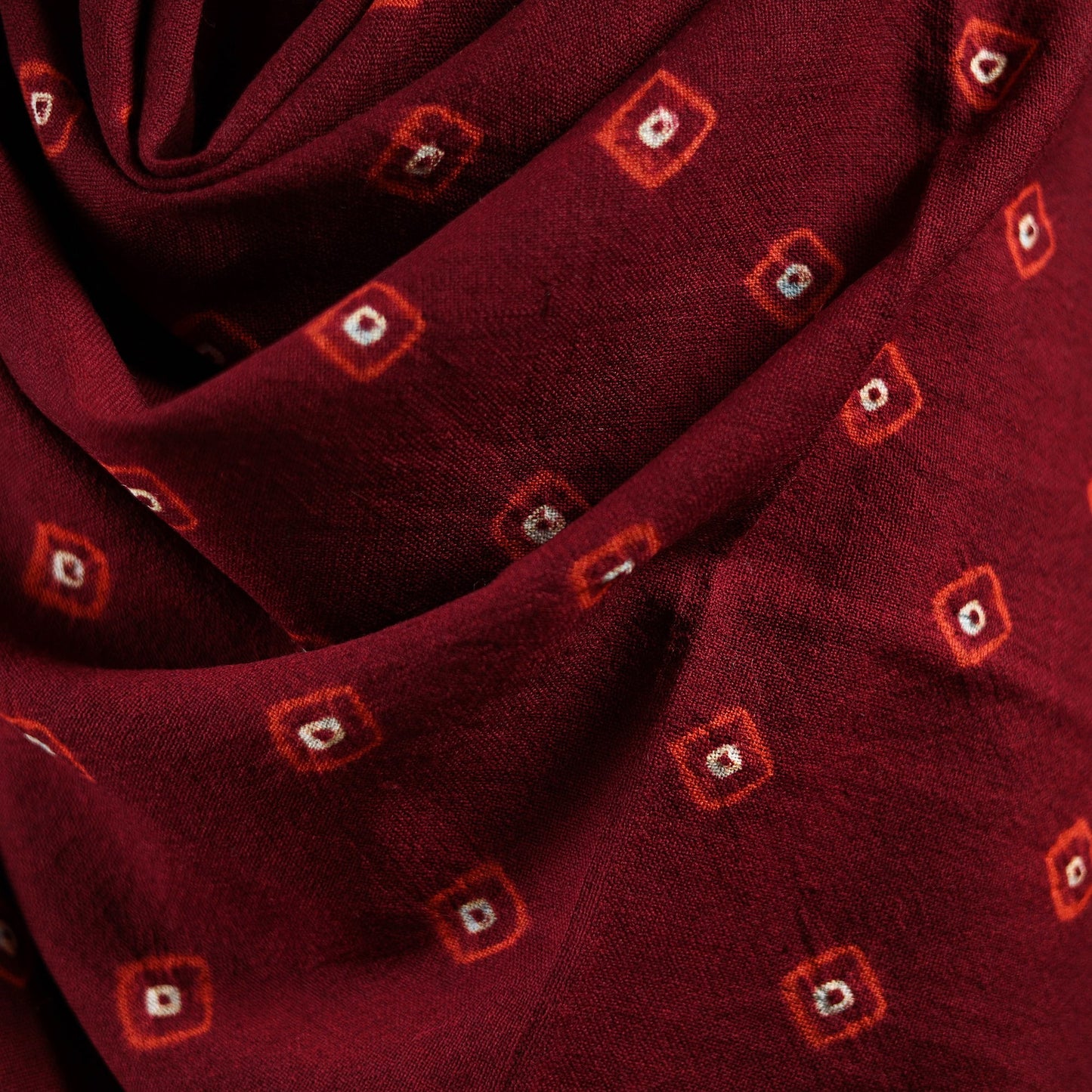 Kutch bhujodi handwoven merino wool bandhani tie-dye shawl