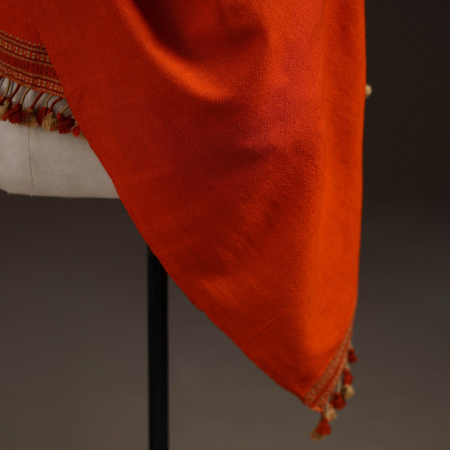 Kutch bhujodi handwoven merino wool chomuk buta shawl 51