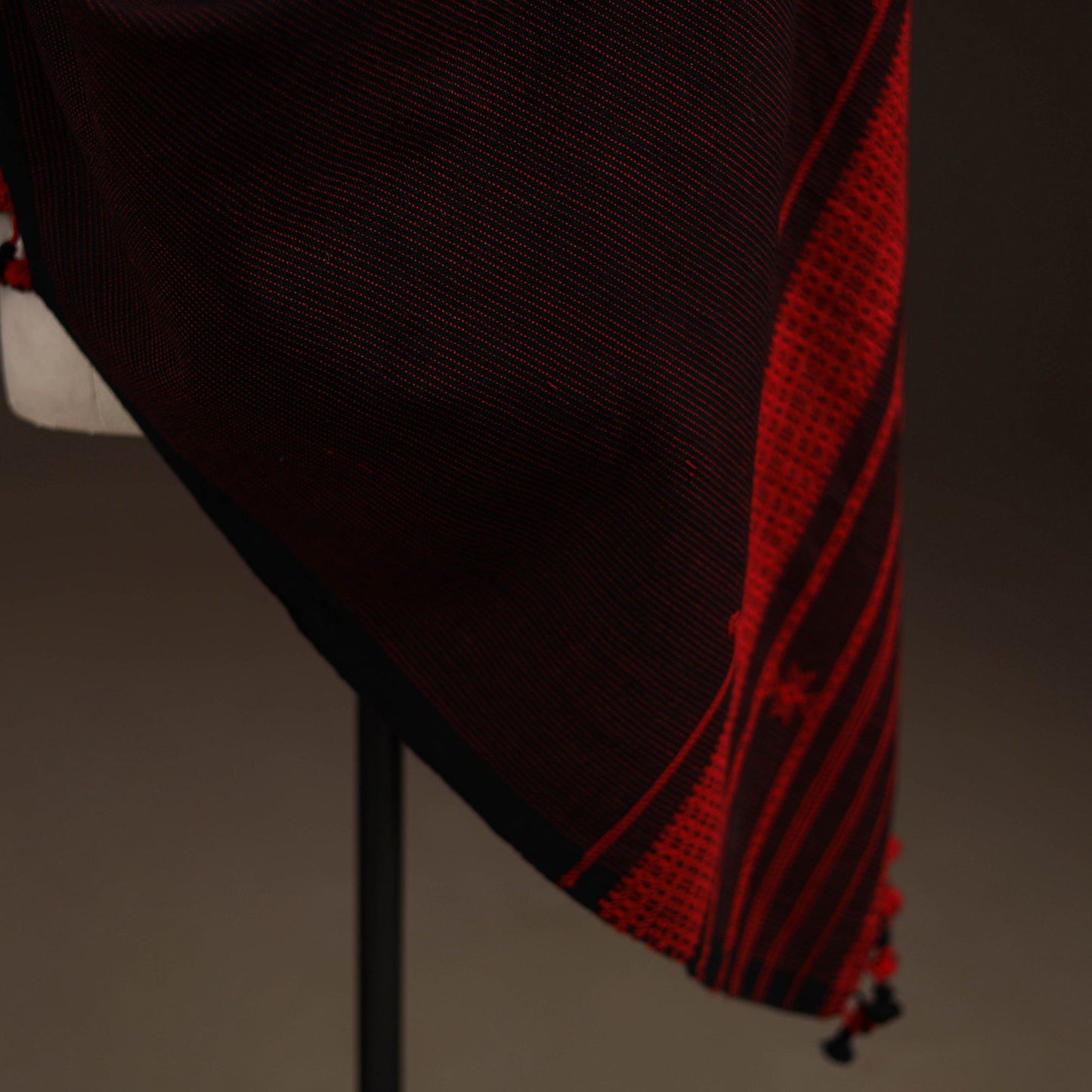 Kutch bhujodi handwoven merino wool shawl 14 - handcrafted