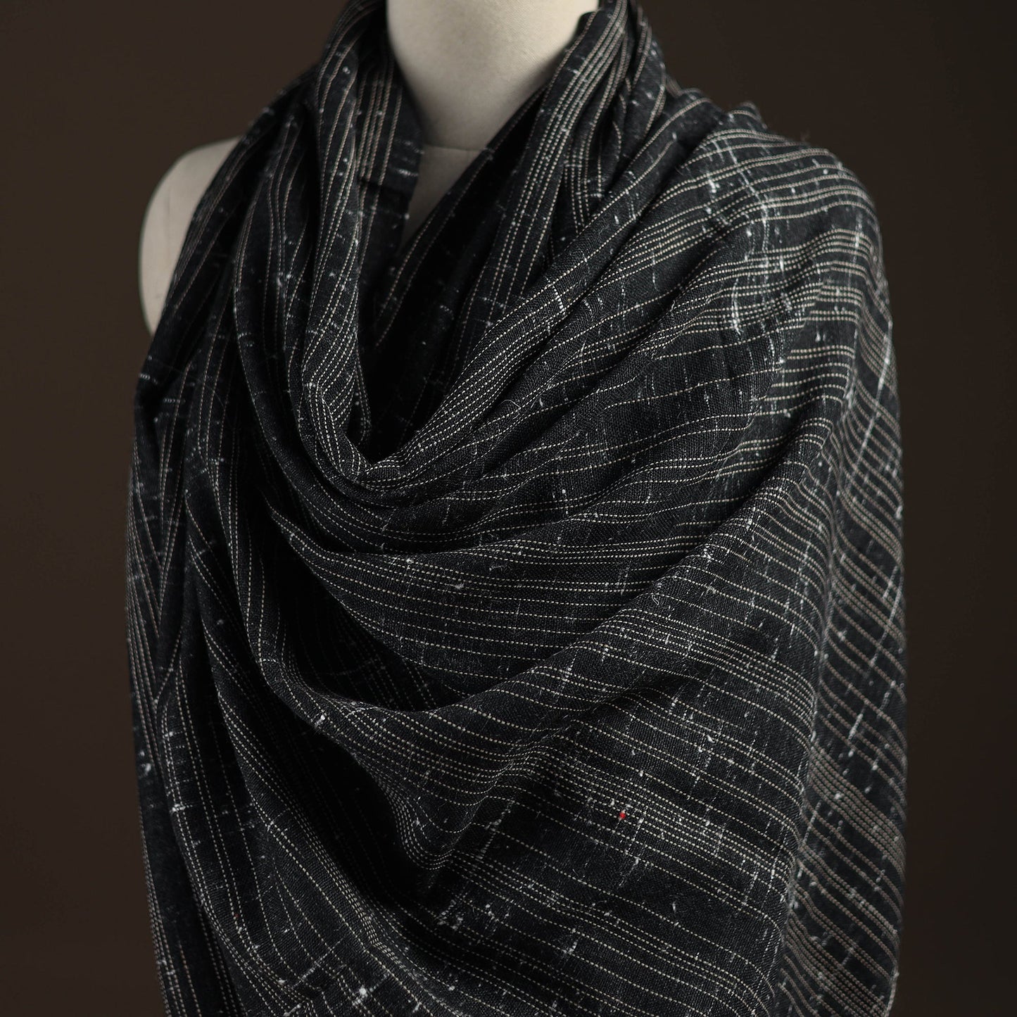 Kutch bhujodi handwoven merino wool shawl 160 - handcrafted