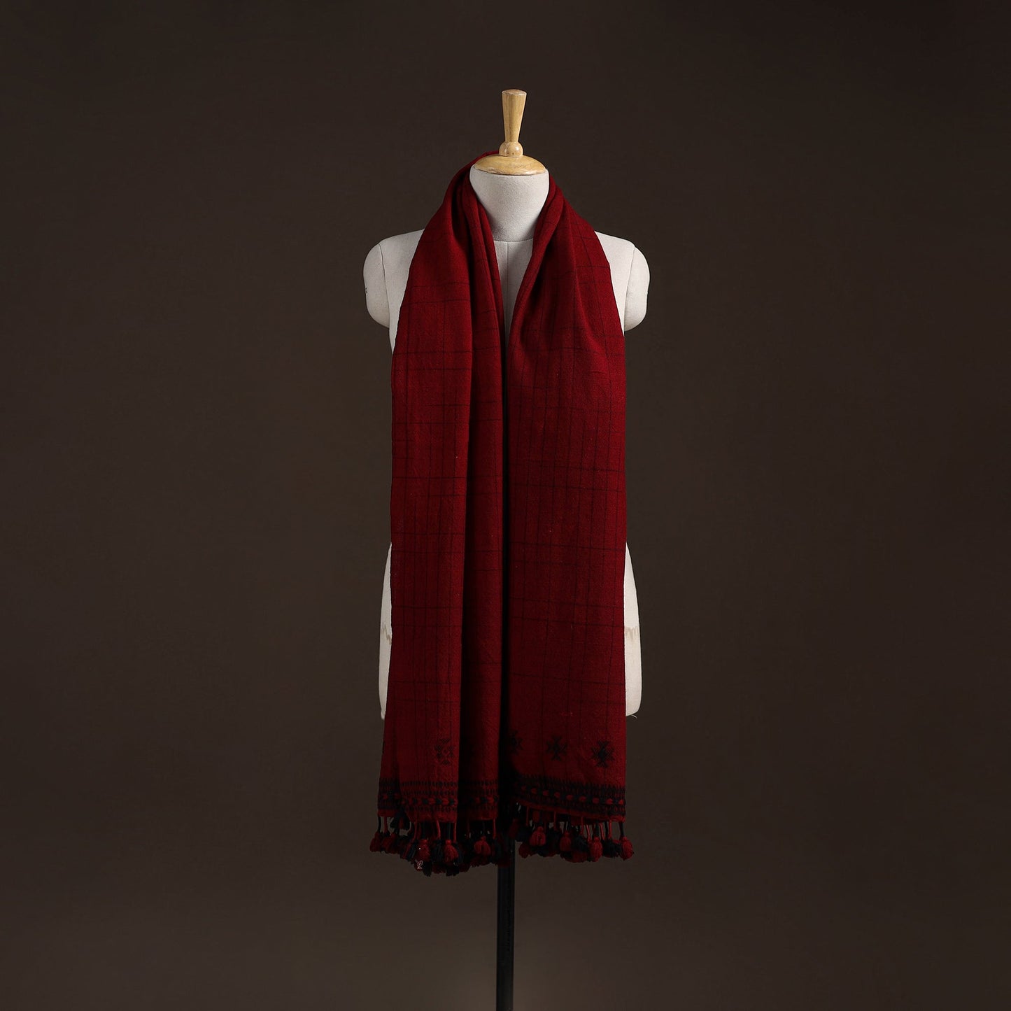 Kutch bhujodi handwoven merino wool shawl 17 - handcrafted