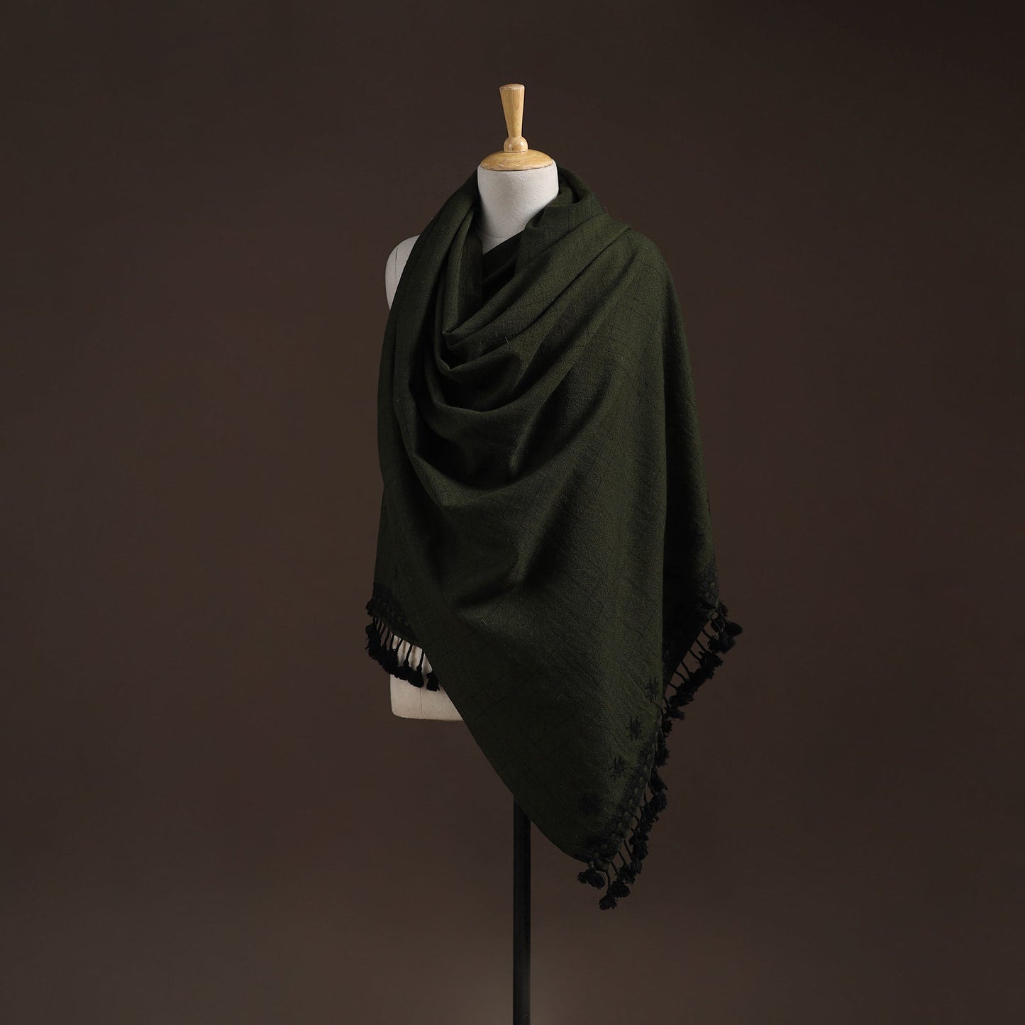 Kutch bhujodi handwoven merino wool shawl 19 - handcrafted