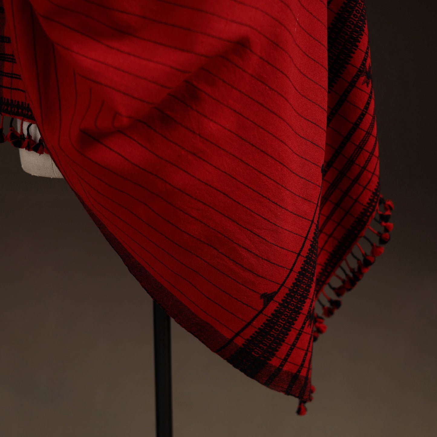 Kutch bhujodi handwoven merino wool shawl 22 - handcrafted