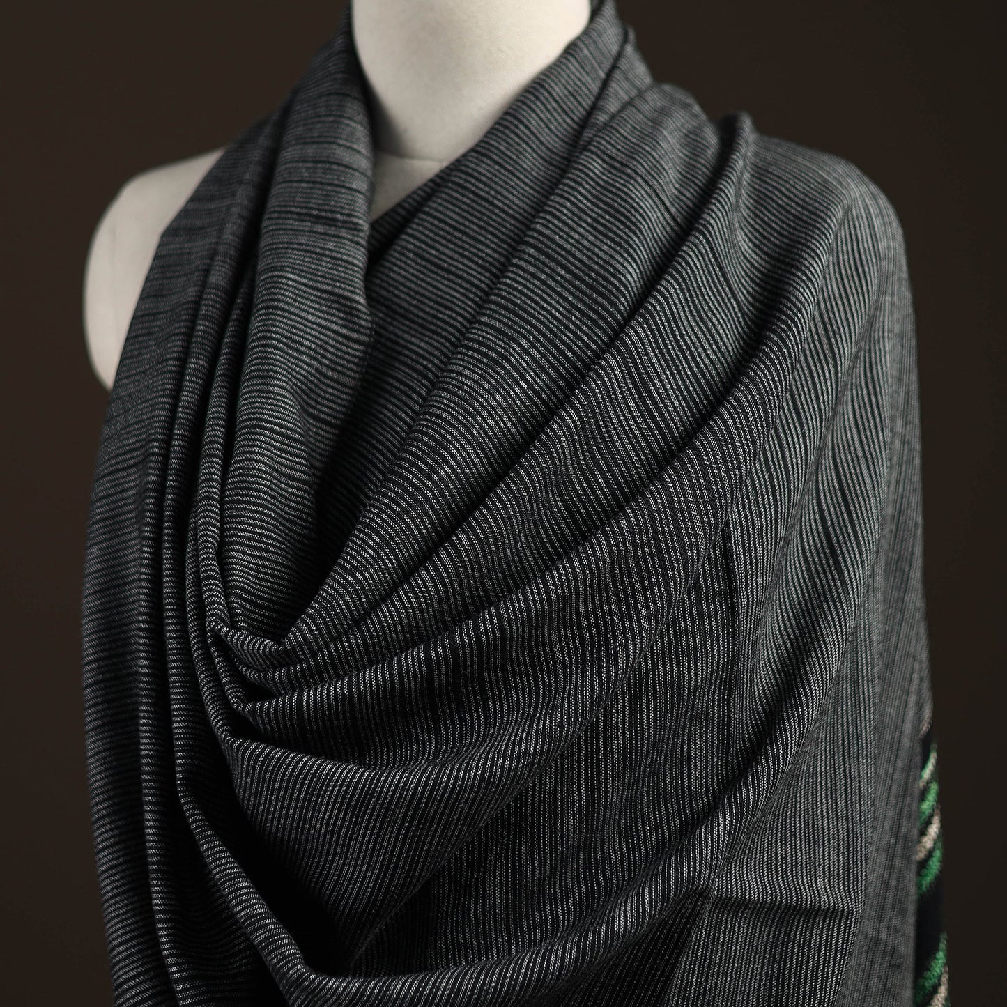 Kutch bhujodi handwoven merino wool shawl 221 - handcrafted