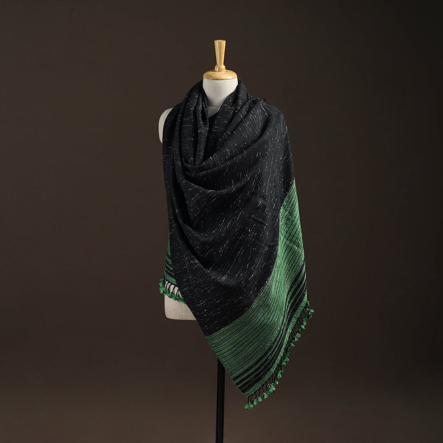 Kutch bhujodi handwoven merino wool shawl 223 - handcrafted