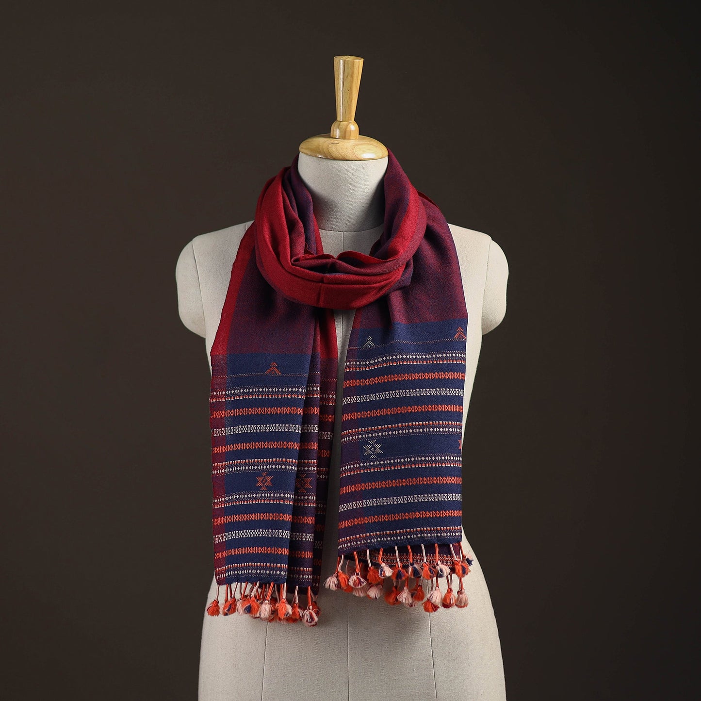 Kutch bhujodi handwoven merino wool stole 172 - handcrafted