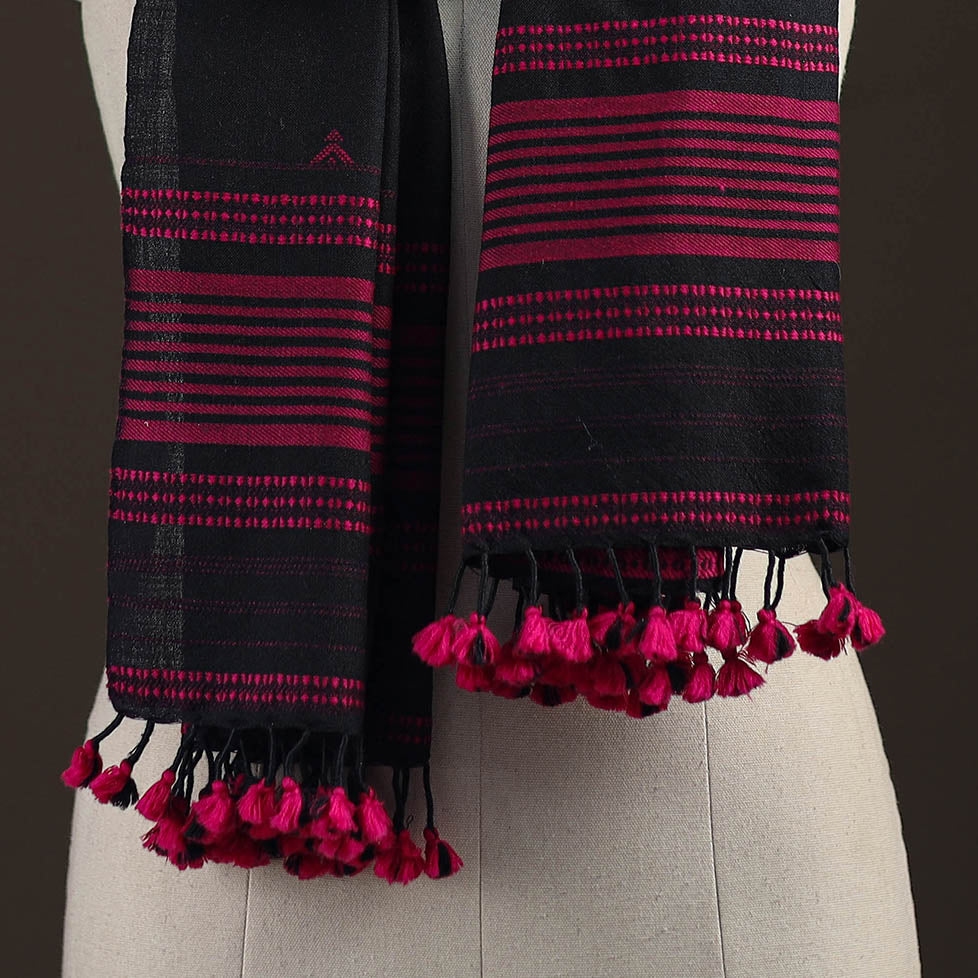 Kutch bhujodi handwoven merino wool stole 174 - handcrafted