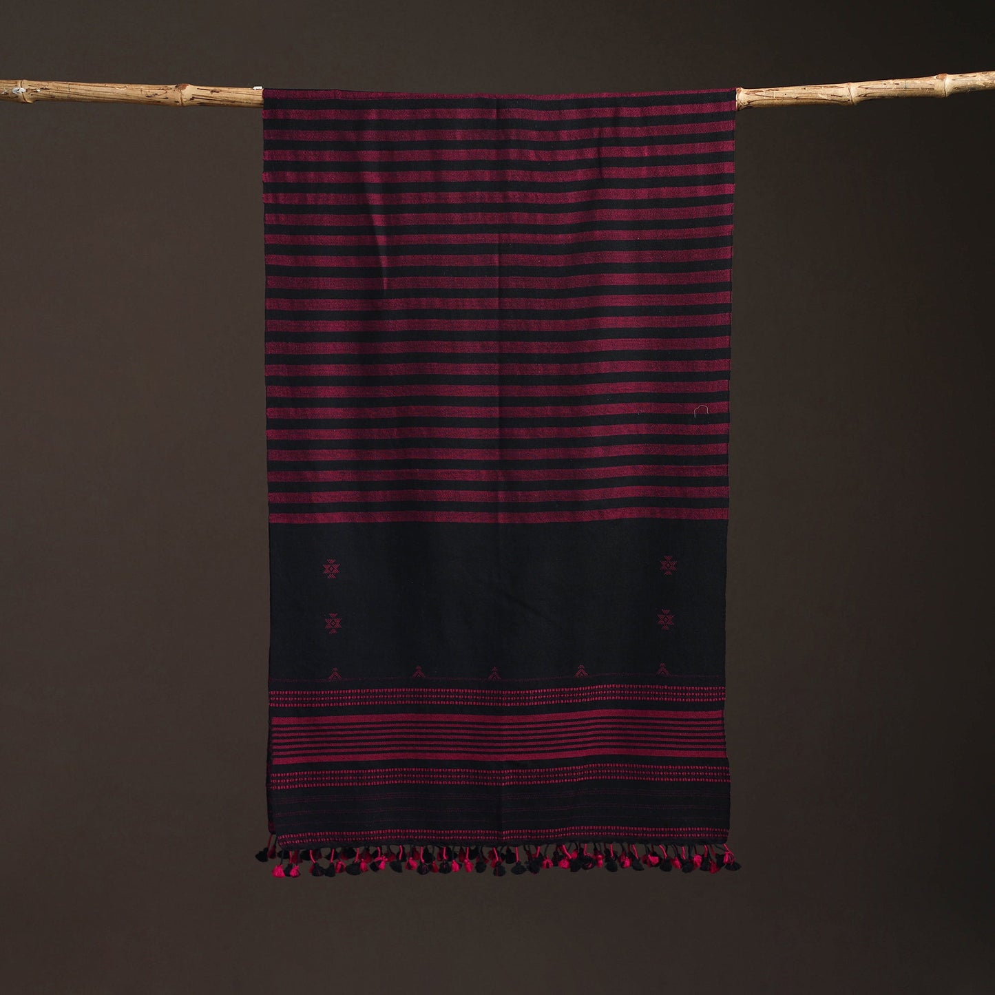 Kutch bhujodi handwoven merino wool stole 179 - handcrafted