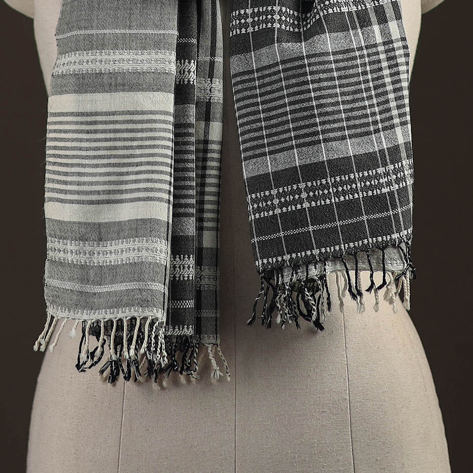 Kutch bhujodi handwoven merino wool stole 182 - handcrafted