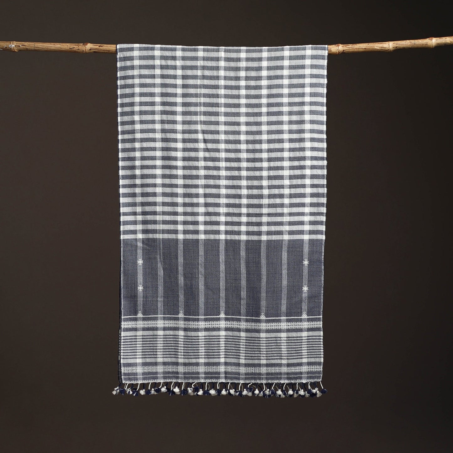 Kutch bhujodi handwoven merino wool stole 185 - handcrafted