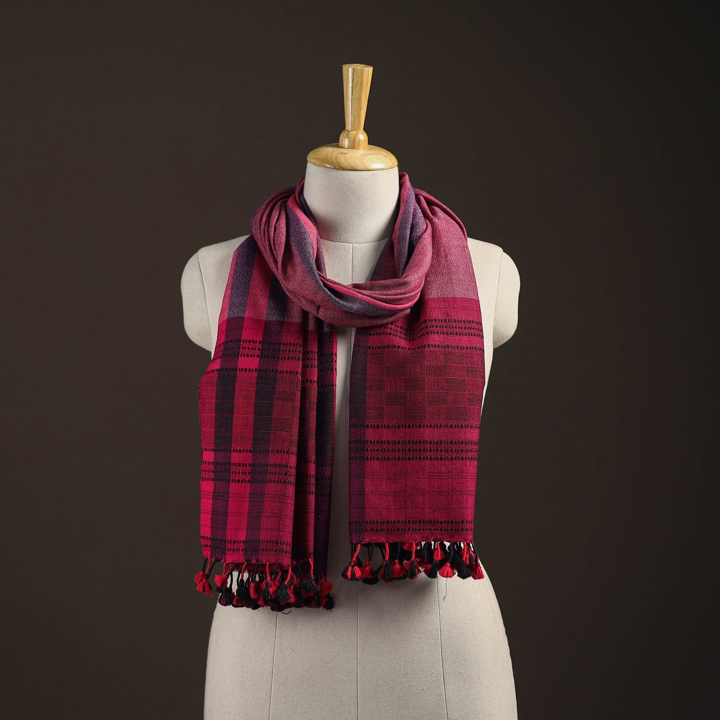 Kutch bhujodi handwoven merino wool stole 197 - handcrafted