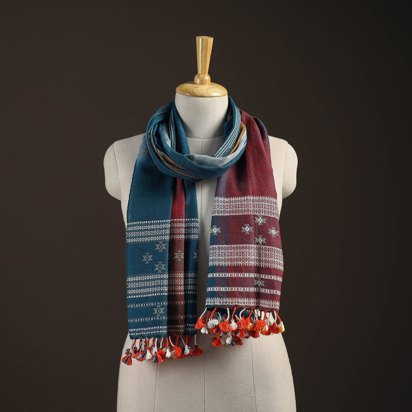 Kutch bhujodi handwoven merino wool stole 198 - handcrafted