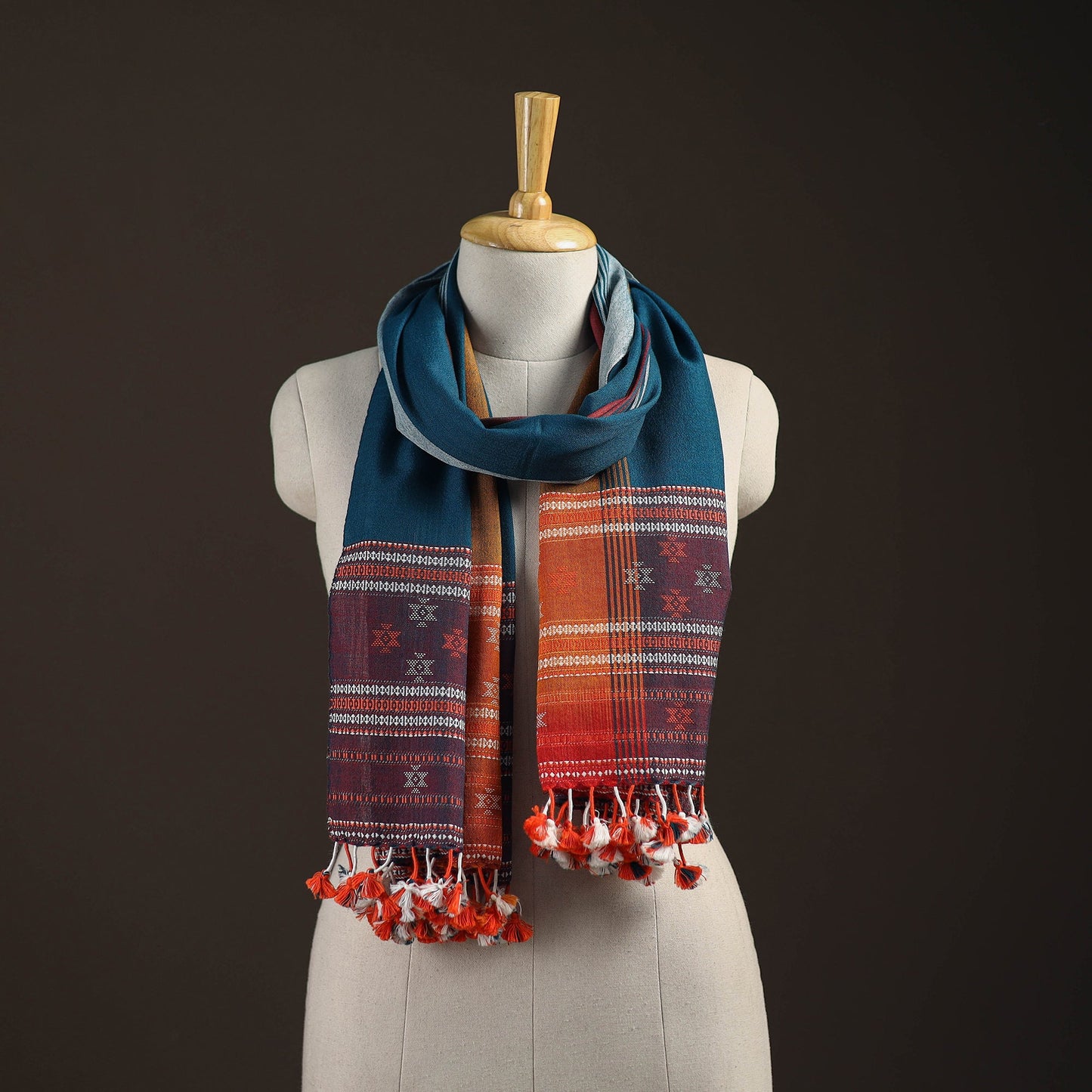 Kutch bhujodi handwoven merino wool stole 201 - handcrafted