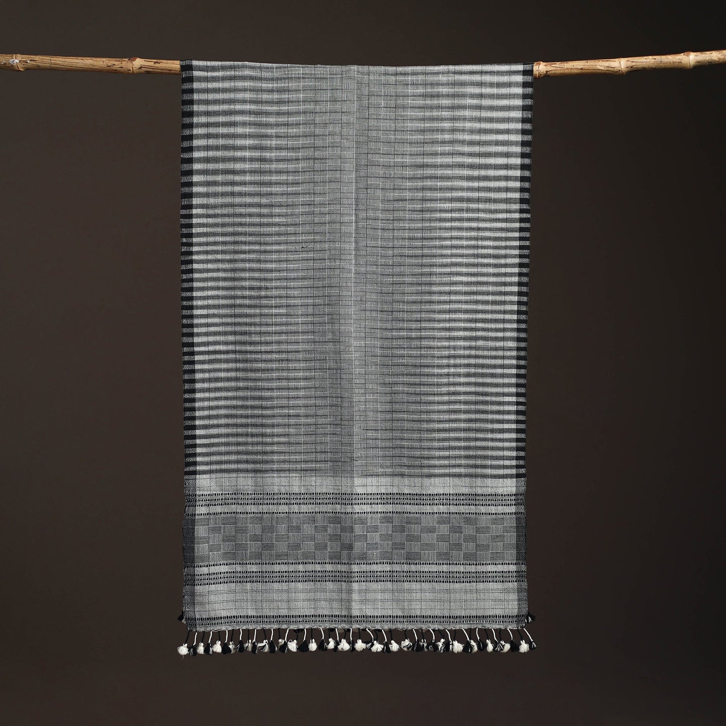 Kutch bhujodi handwoven merino wool stole 207 - handcrafted