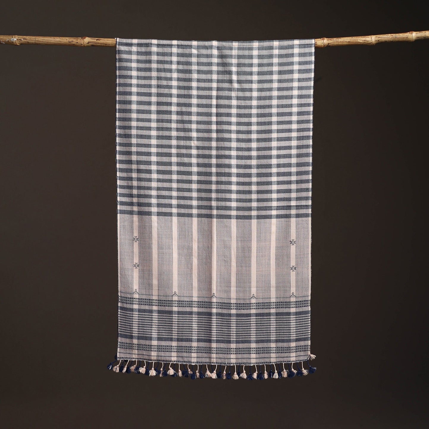 Kutch bhujodi handwoven merino wool stole 211 - handcrafted