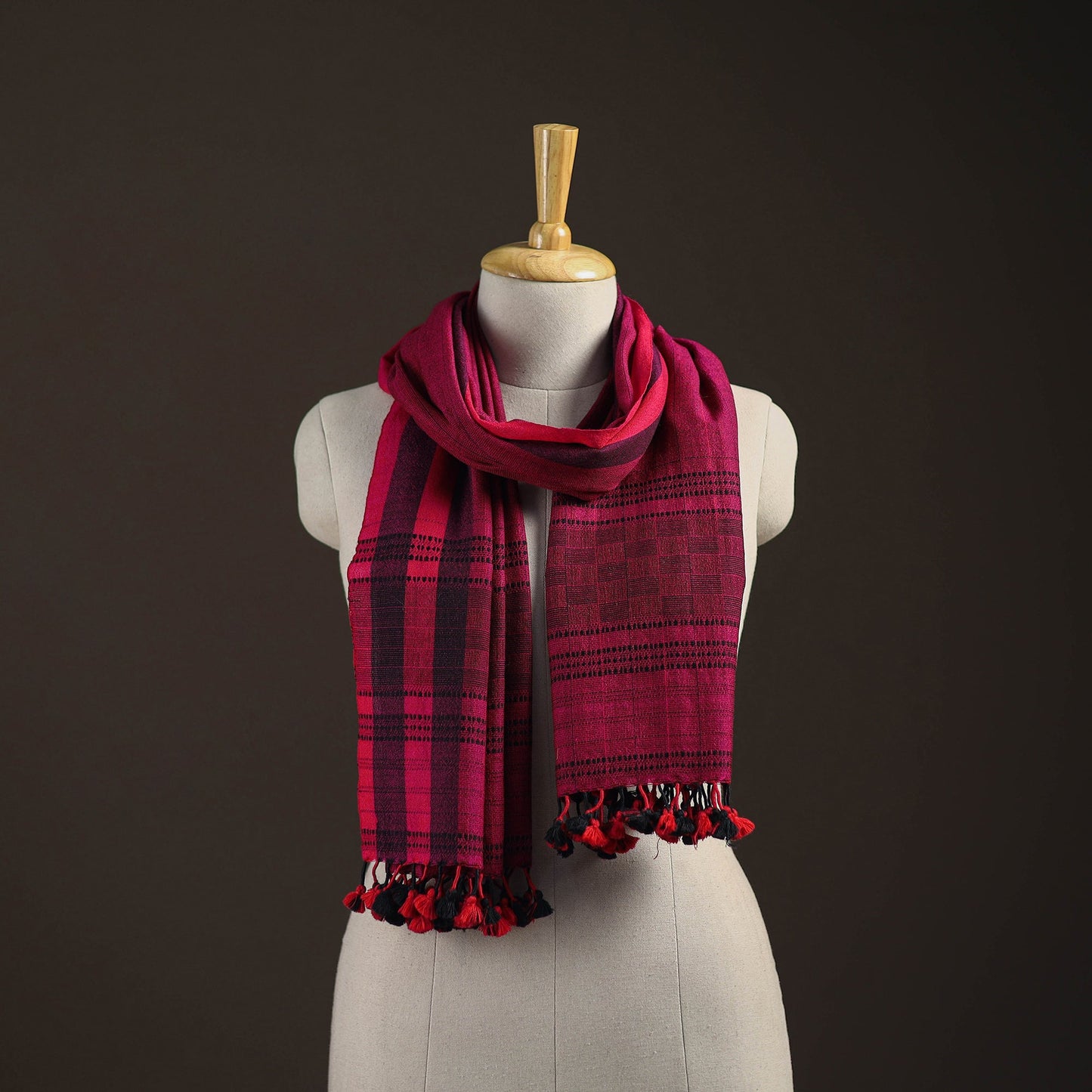 Kutch bhujodi handwoven merino wool stole 213 - handcrafted