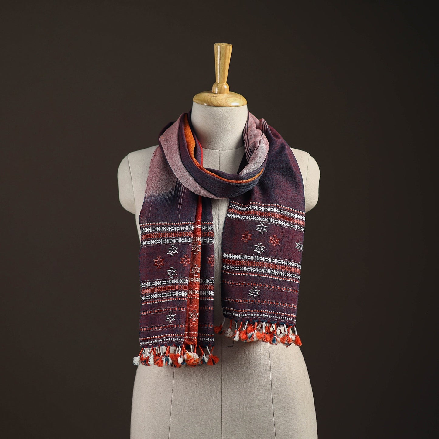 Kutch bhujodi handwoven merino wool stole 214 - handcrafted