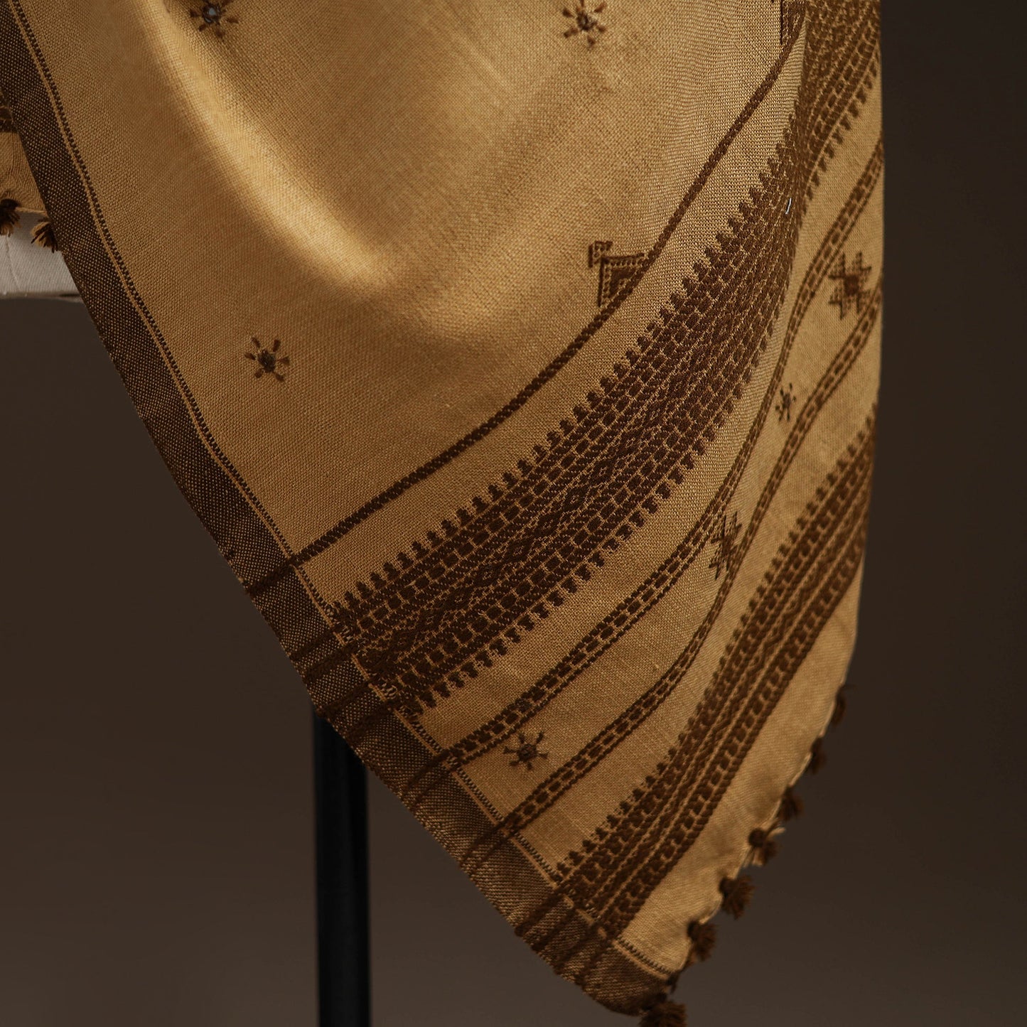 Kutch bhujodi handwoven mirror work acrylic wool shawl 22