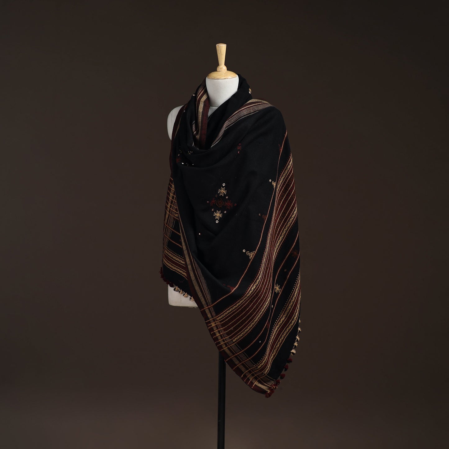 Kutch bhujodi handwoven mirror work acrylic wool shawl 31