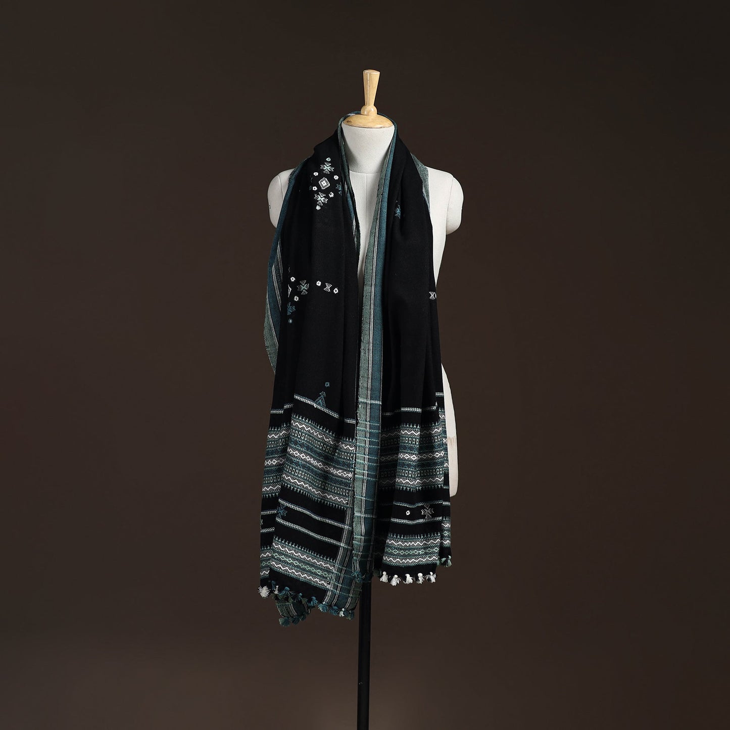 Kutch bhujodi handwoven mirror work acrylic wool shawl 34