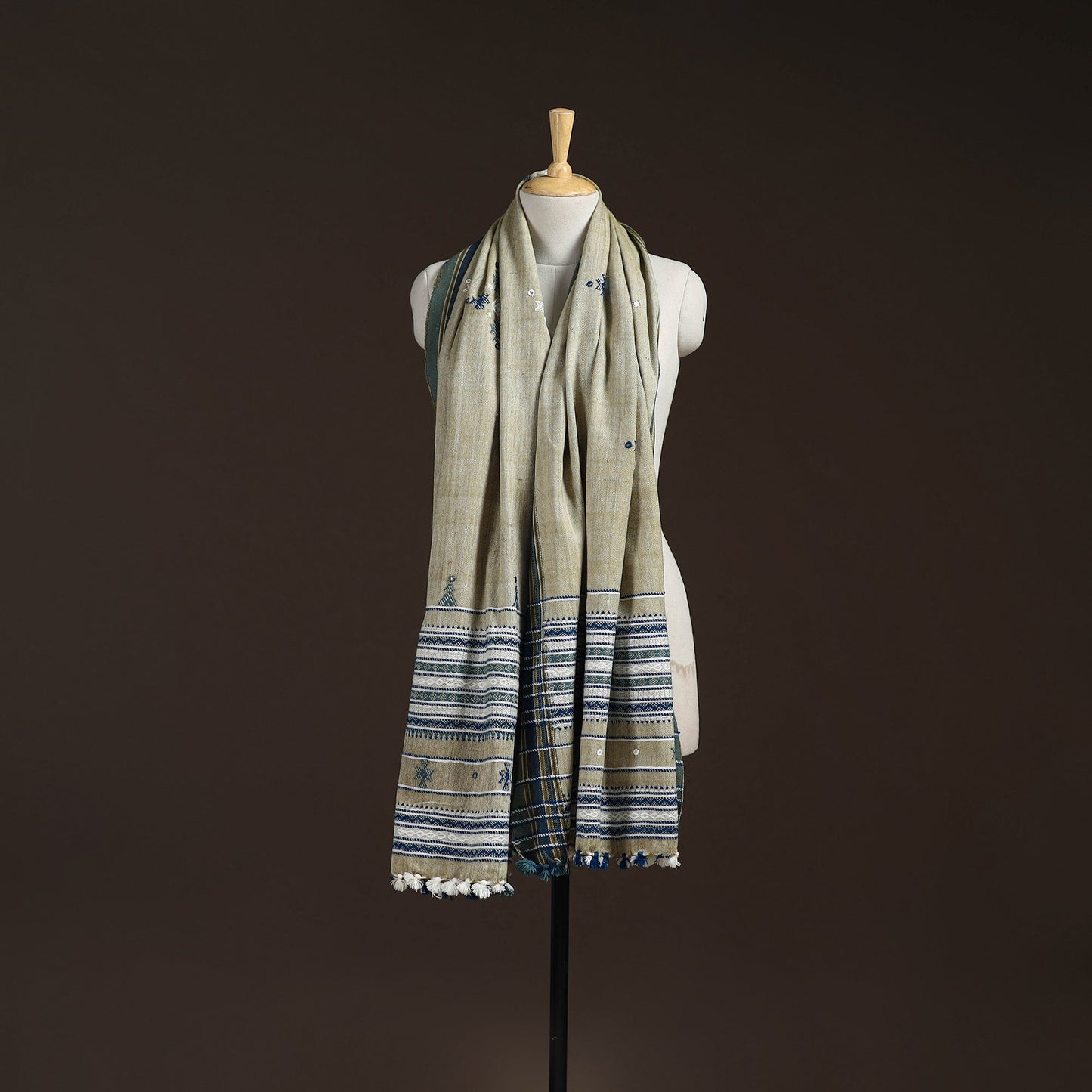 Kutch bhujodi handwoven mirror work acrylic wool shawl 40