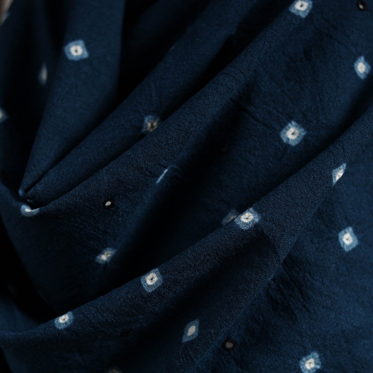 Kutch bhujodi handwoven mirror work merino wool bandhani