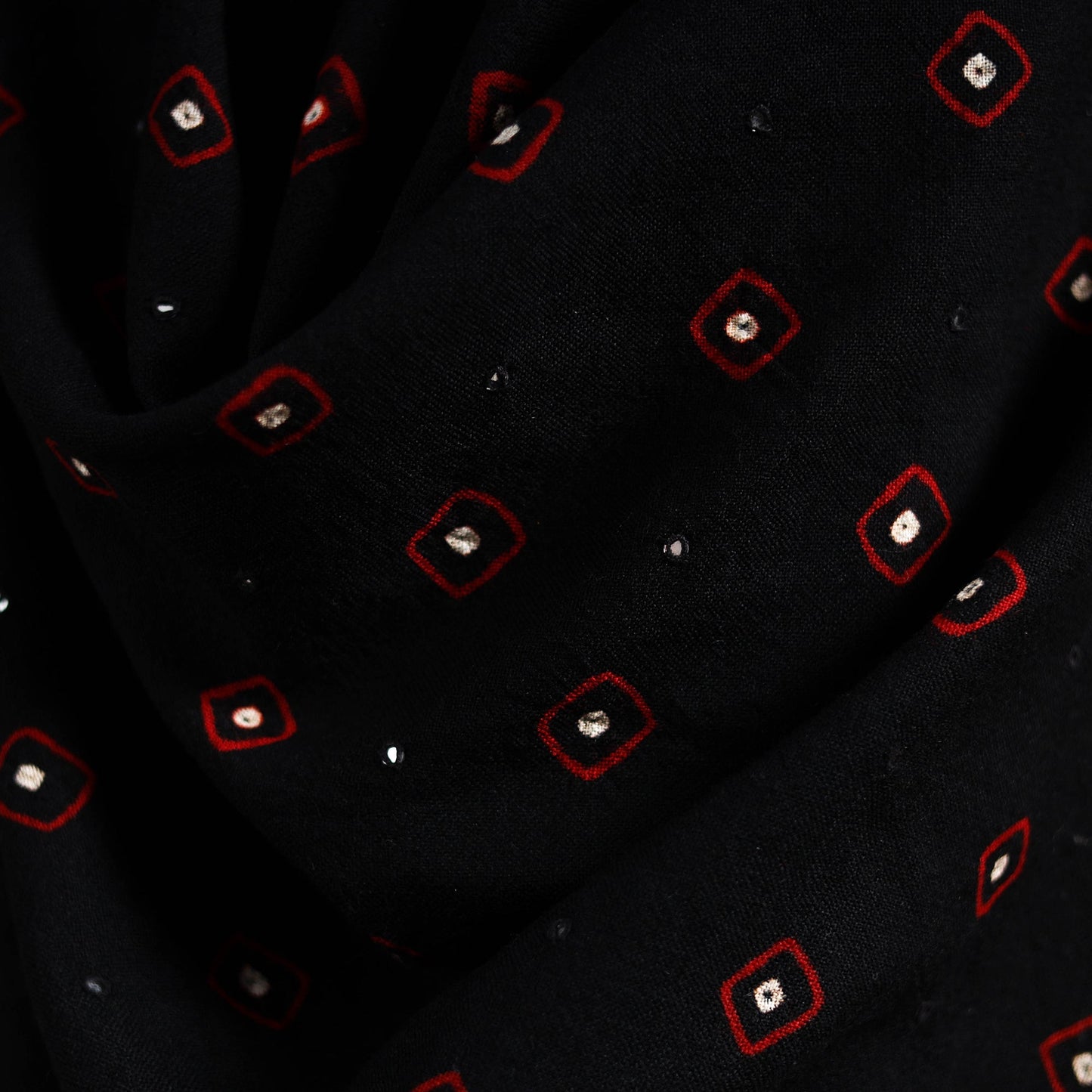 Kutch bhujodi handwoven mirror work merino wool bandhani