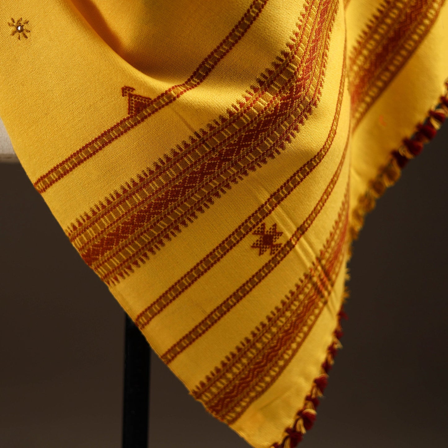 Kutch bhujodi handwoven mirror work wool shawl 05