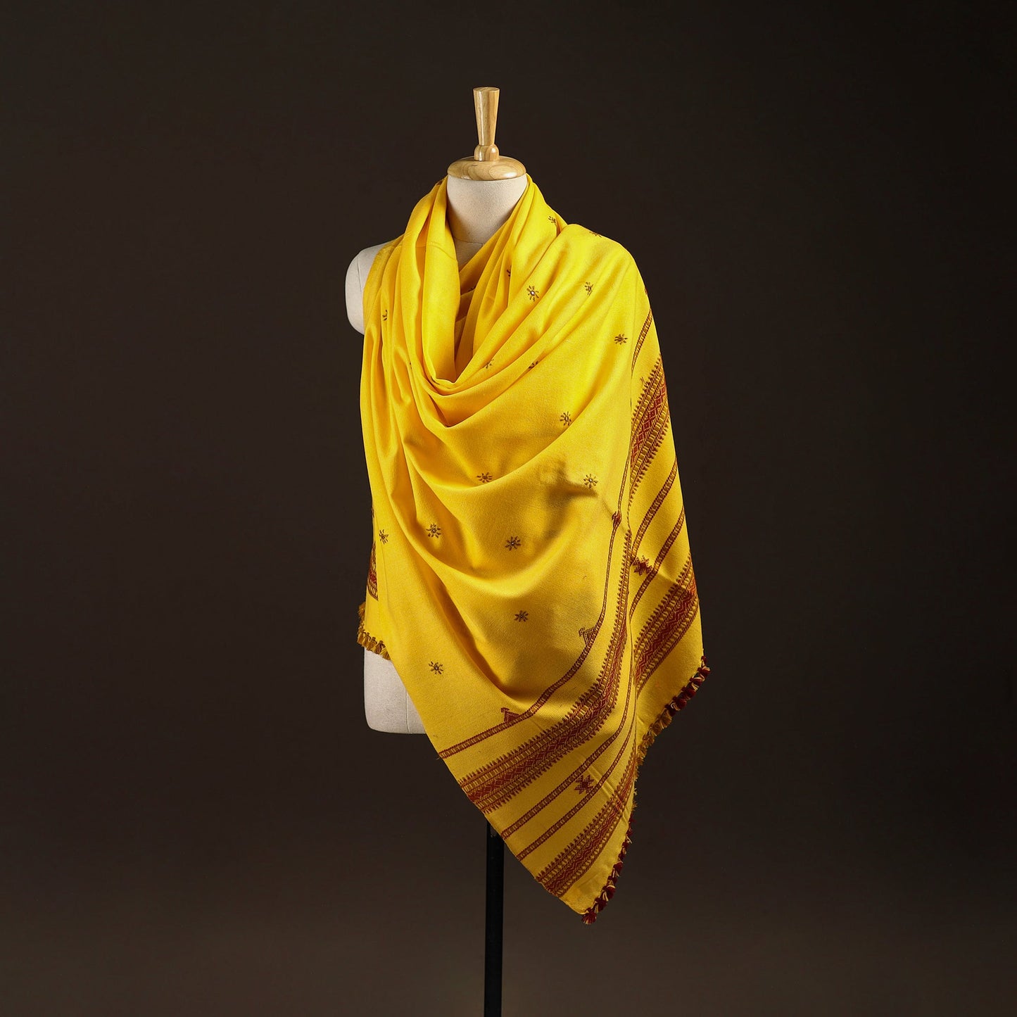 Kutch bhujodi handwoven mirror work wool shawl 05