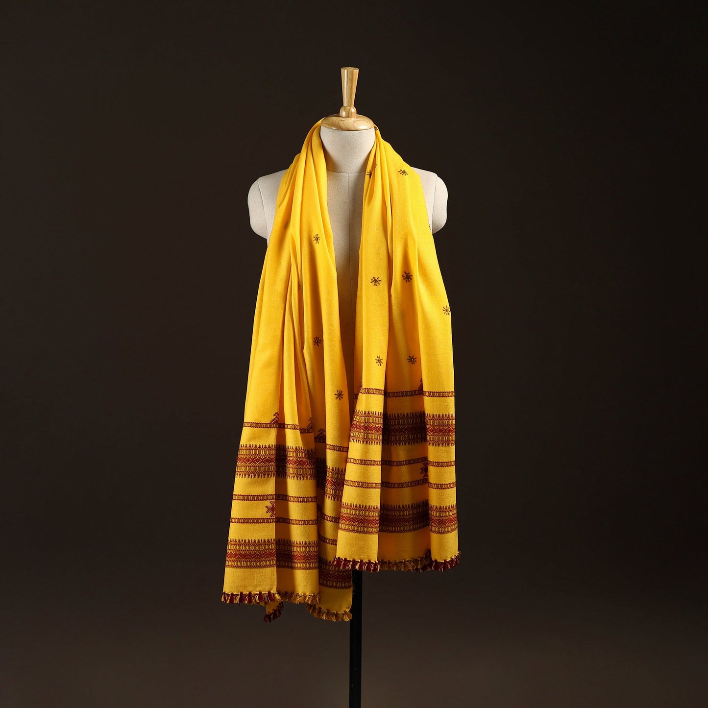 Kutch bhujodi handwoven mirror work wool shawl 05