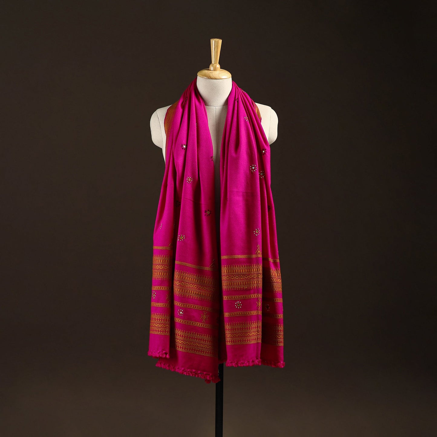 Kutch bhujodi handwoven mirror work wool shawl 06