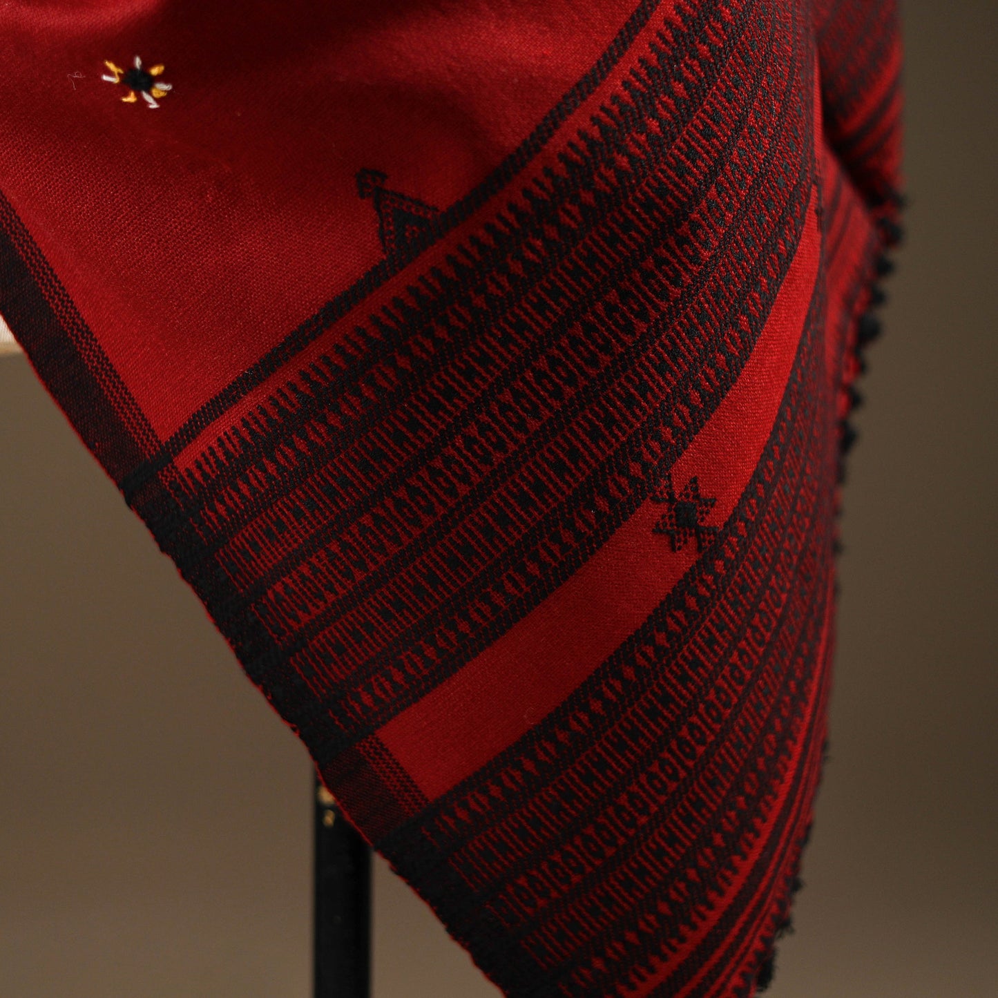 Kutch bhujodi handwoven mirror work wool shawl 12