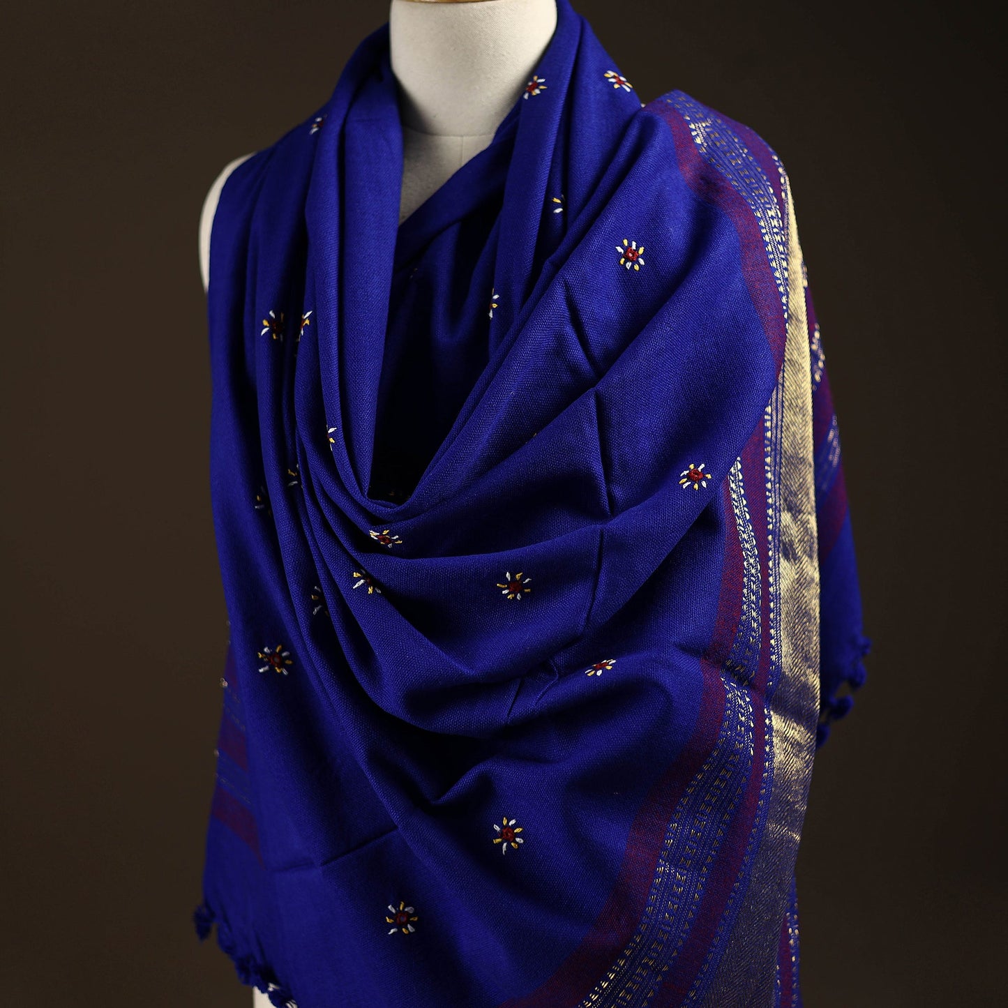 Kutch bhujodi handwoven mirror work wool shawl 14