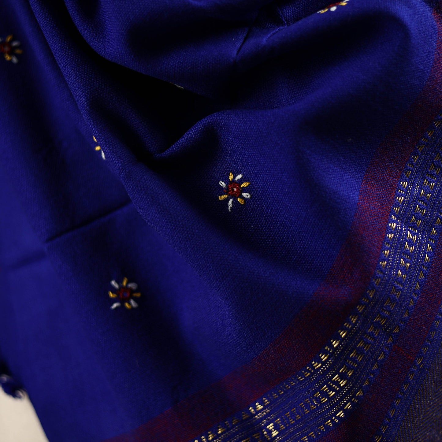 Kutch bhujodi handwoven mirror work wool shawl 14