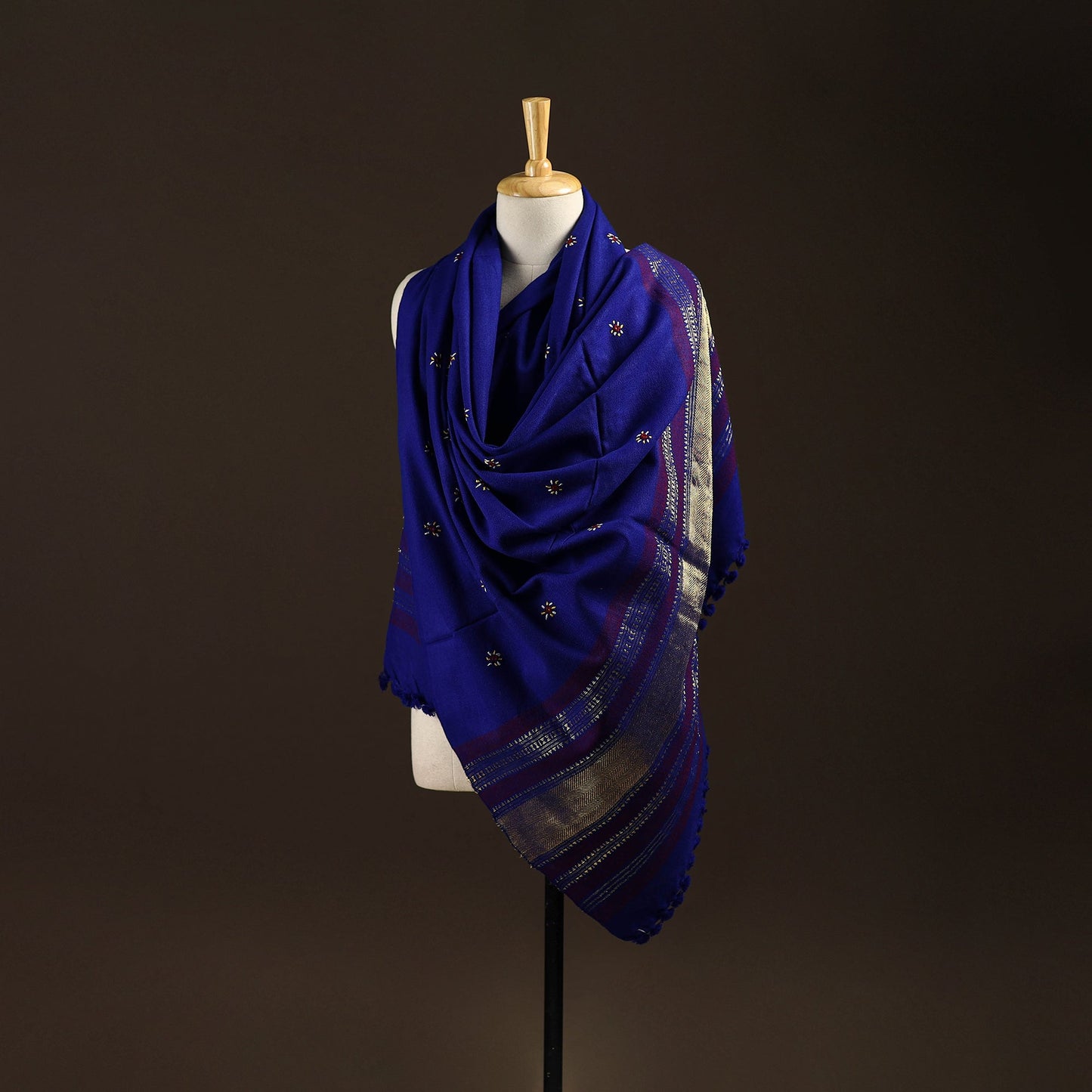 Kutch bhujodi handwoven mirror work wool shawl 14