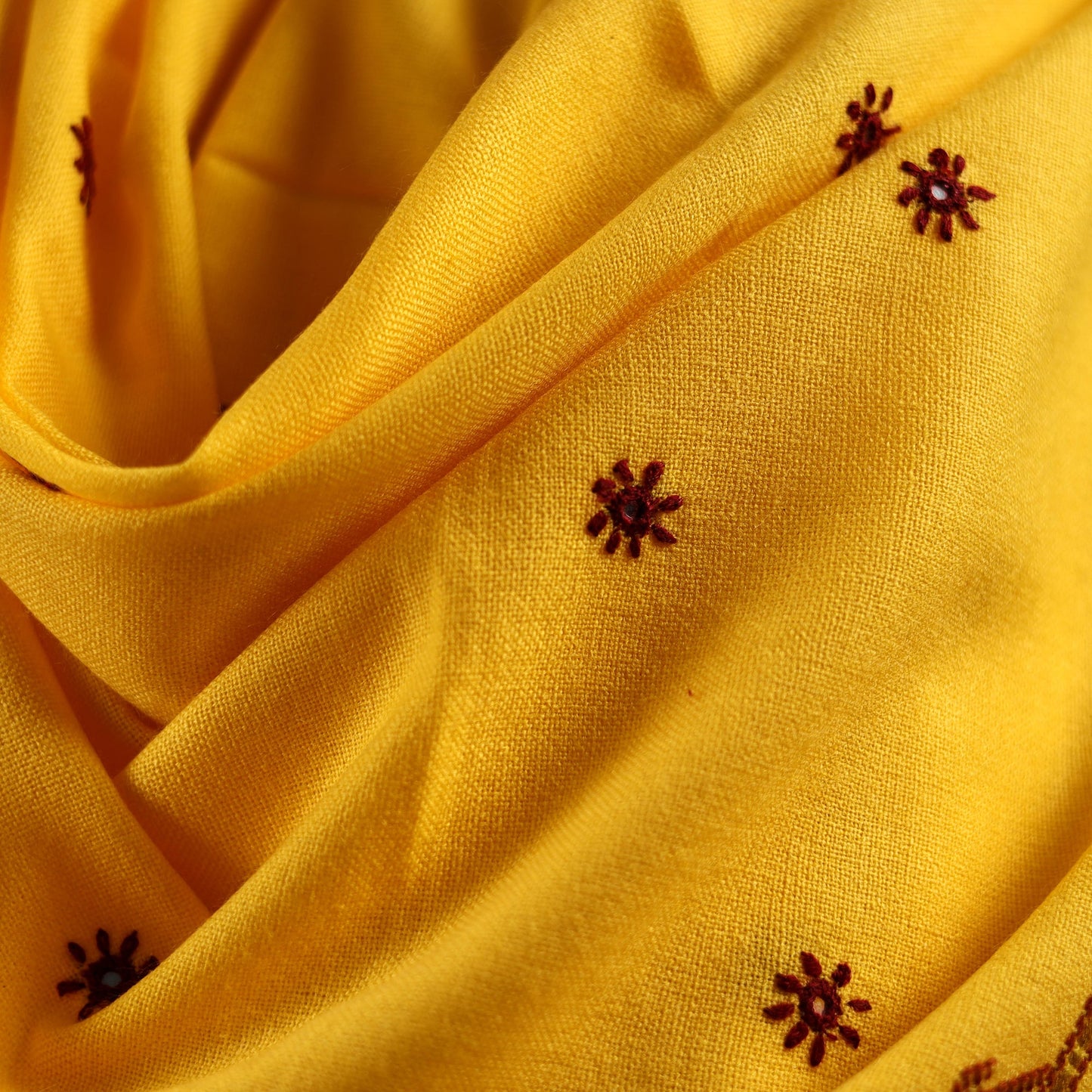 Kutch bhujodi handwoven mirror work wool shawl 20