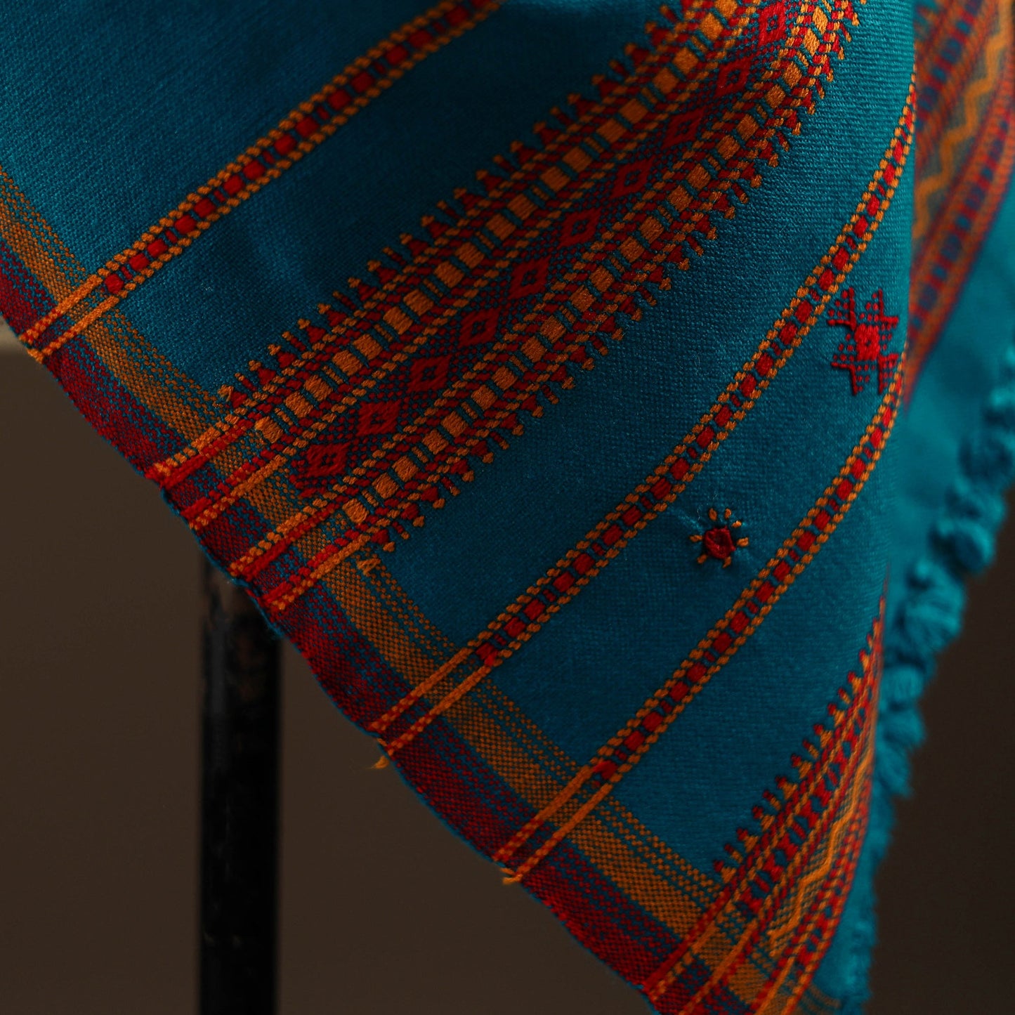 Kutch bhujodi handwoven mirror work wool shawl 22