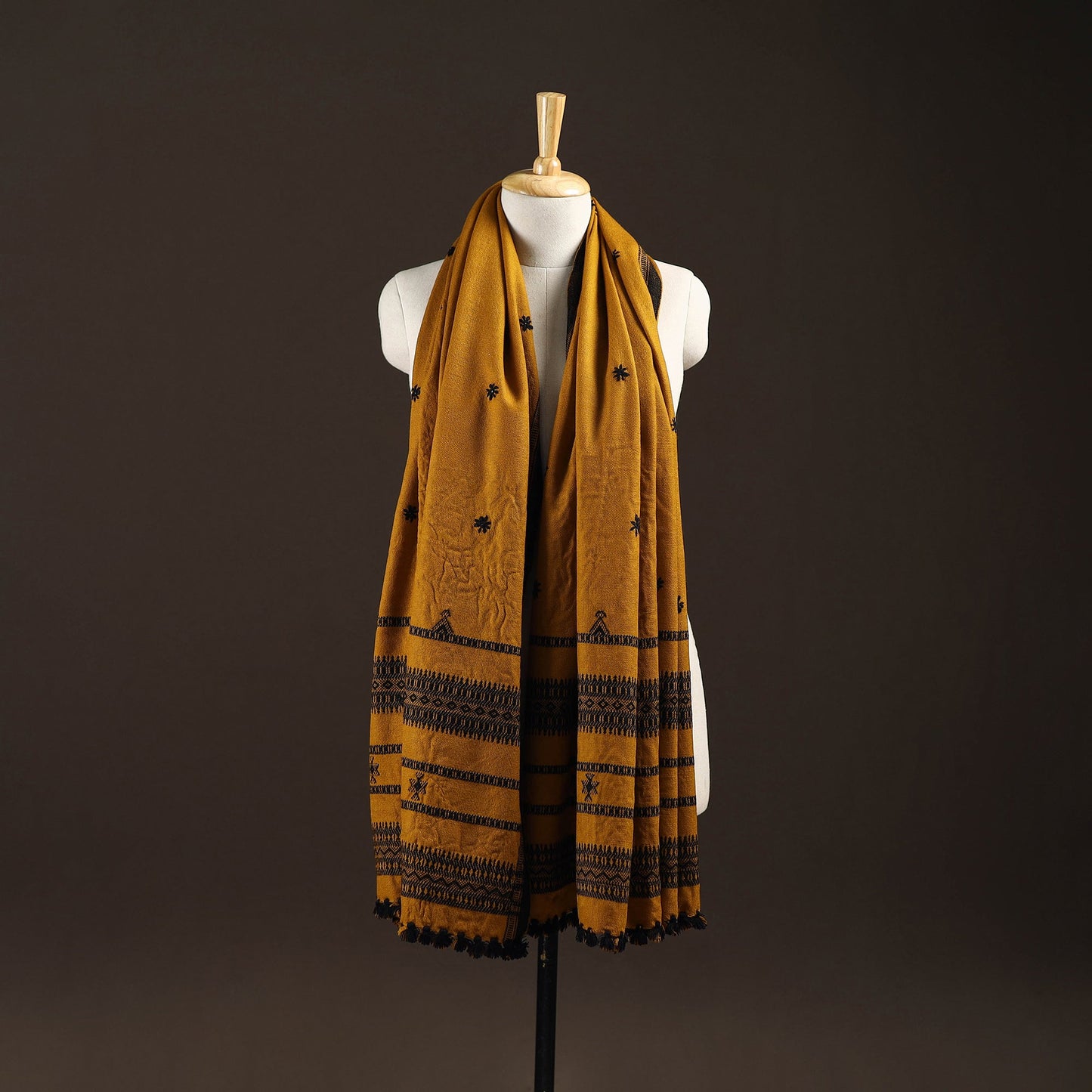 Kutch bhujodi handwoven mirror work wool shawl 26