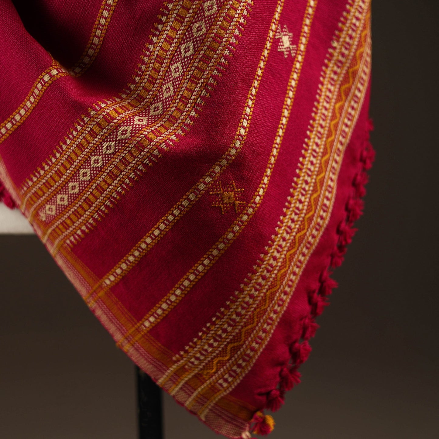 Kutch bhujodi handwoven mirror work wool shawl 27